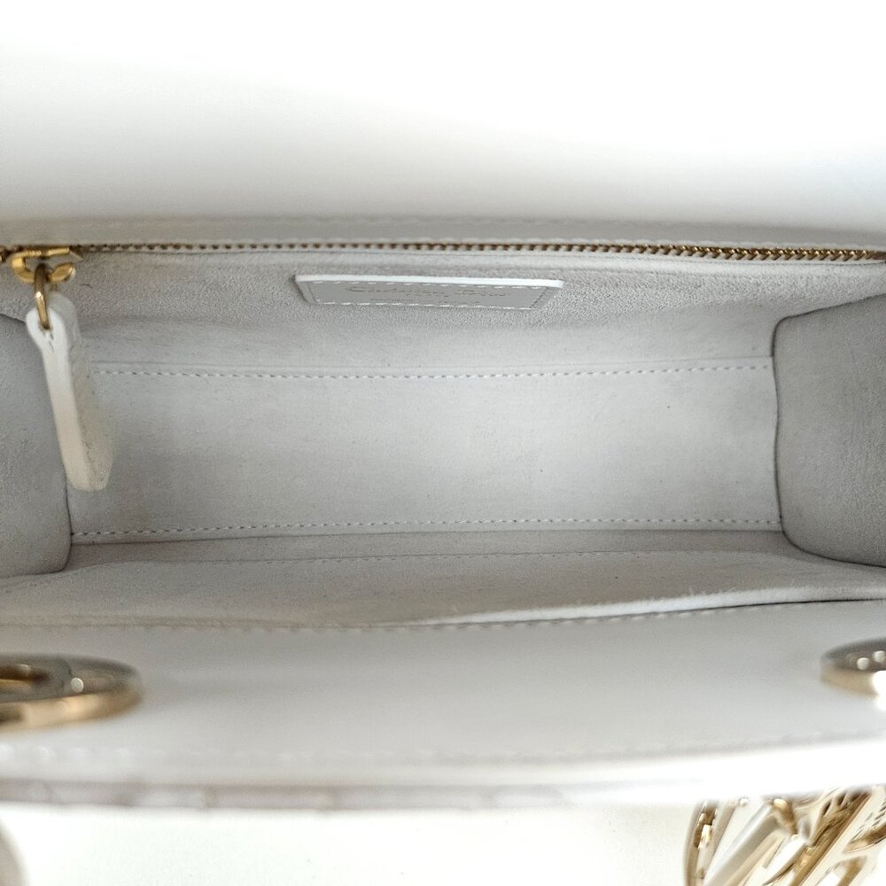 SOLD Dior Small Lady White Cannage Lambskin With Gold-Finish Butterfly Studs - Picture 3 of 13
